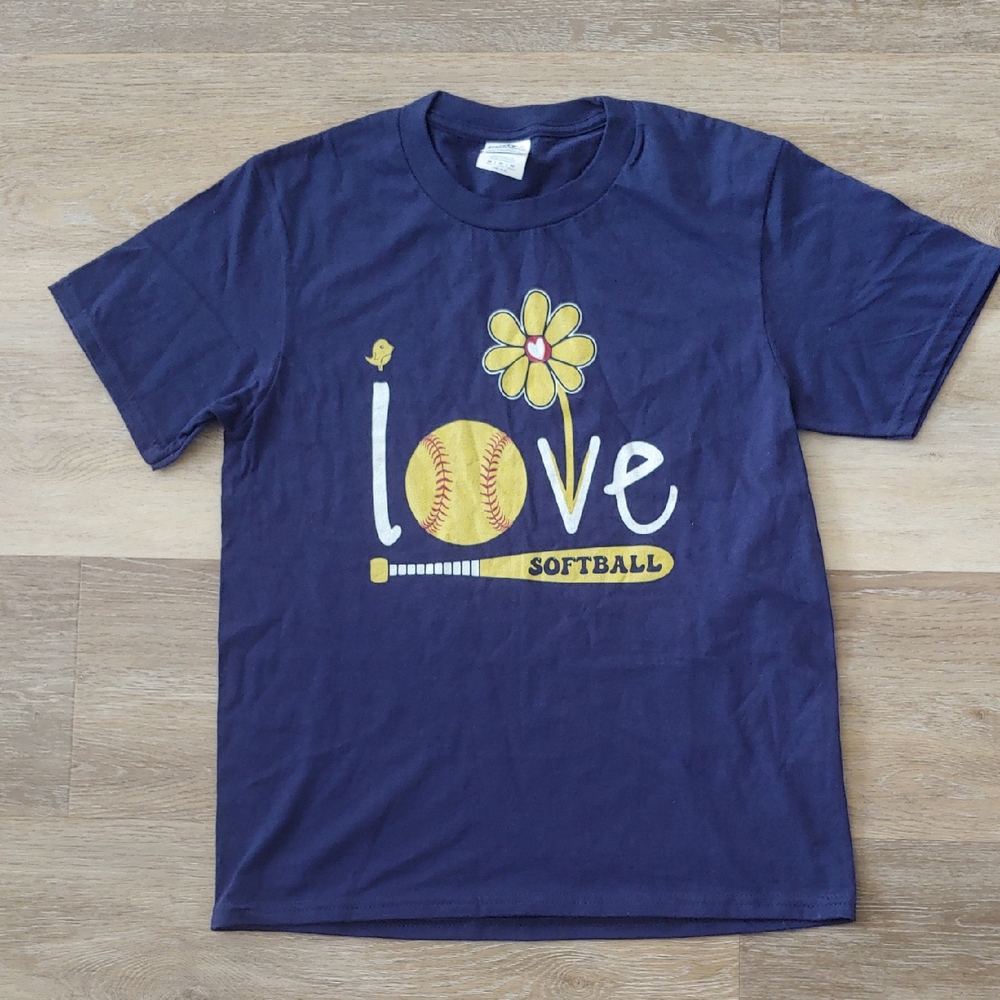 NWOT Love Softball Girls Graphic T-Shirt Blue Size M